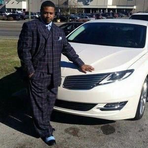 Meet your Posher, Antonio