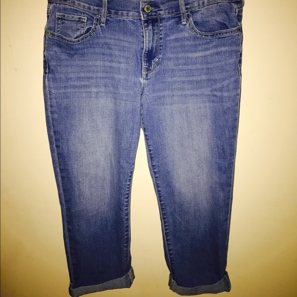 Old Navy "Sweetheart" capri