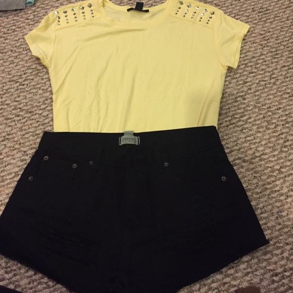 Forever 21 Black High Waisted Short