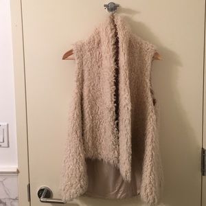 BCBGeneration white faux fur vest