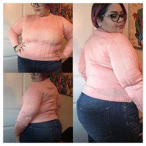 Cute peach/salmon colored sweater