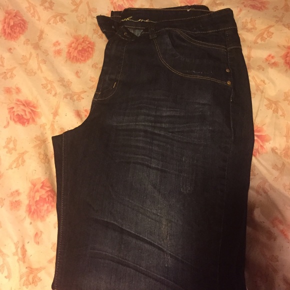 Jeans - Picture 4 of 4