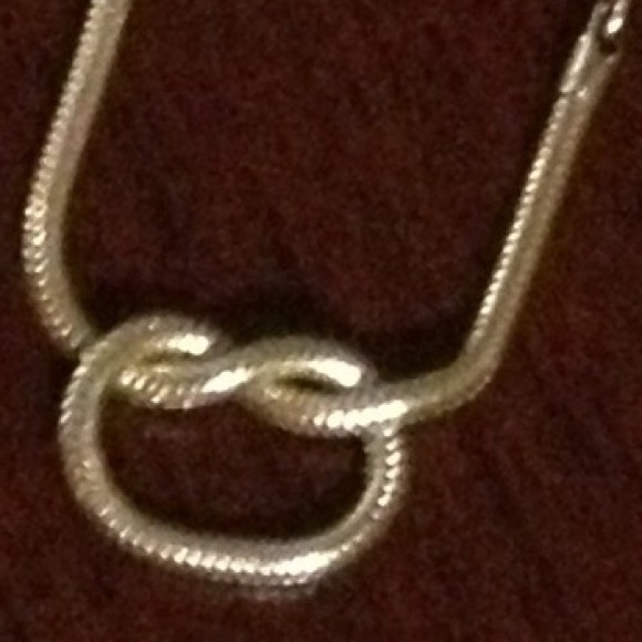 Vintage Krementz gold overlay necklace - Picture 3 of 4