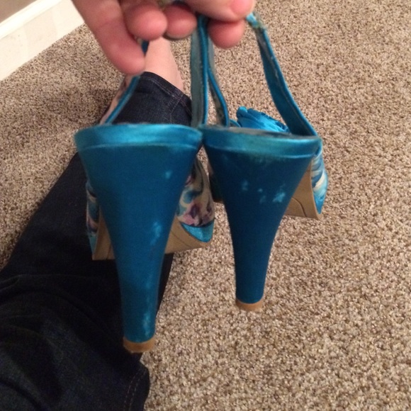 Rampage Heels - Size 8 - Picture 4 of 4
