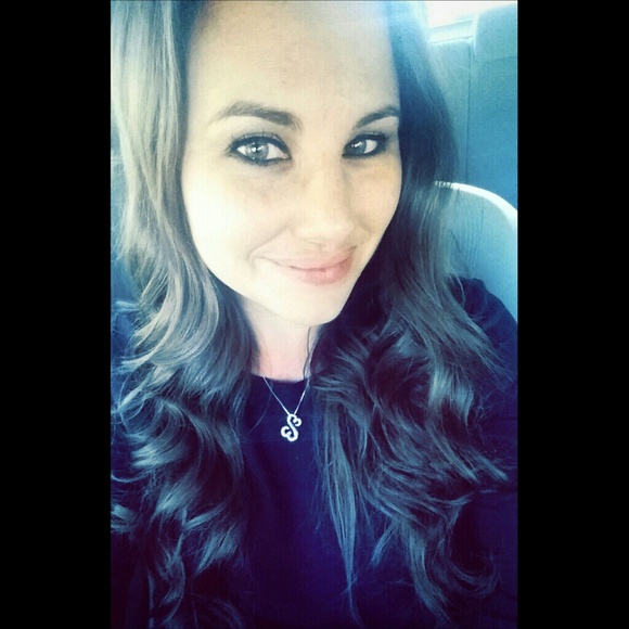 Meet your Posher, Kristin - Picture 1 of 1