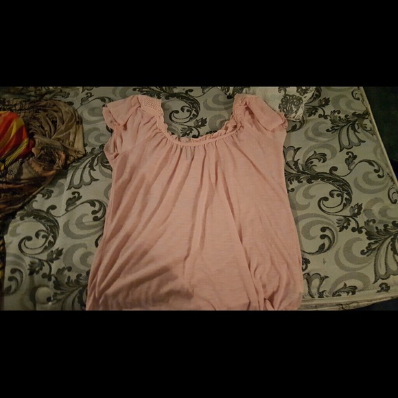 Pink shirt - Picture 1 of 3