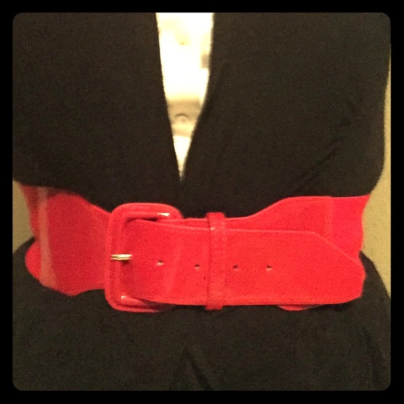 Vintage inspired red waist belt