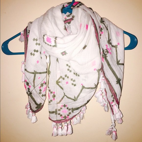 American Eagle Square Scarf with fringe