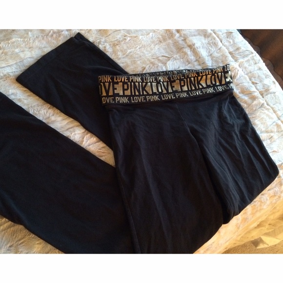 Victoria's Secret Yoga Pants - Size M