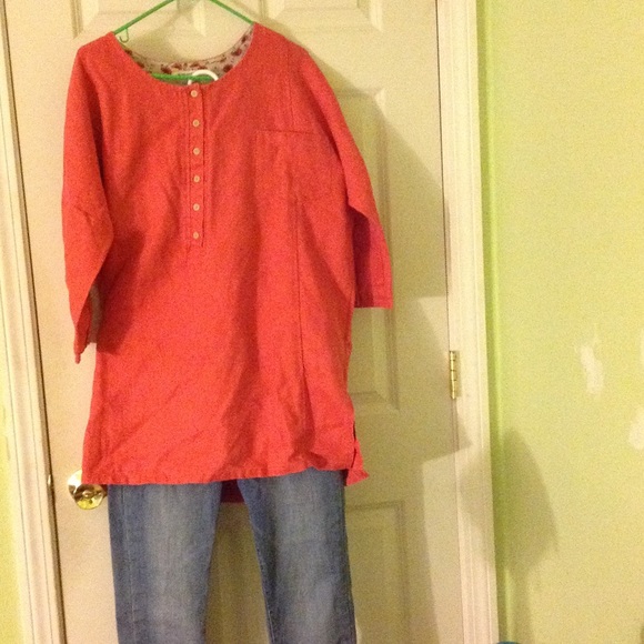 💙Orange Fall Top💙 - Picture 2 of 4