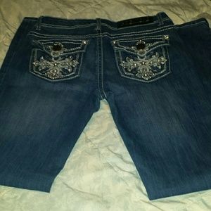 Premiere by rue21 5/6 bling!