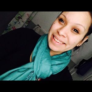 Meet your Posher, Yvonne