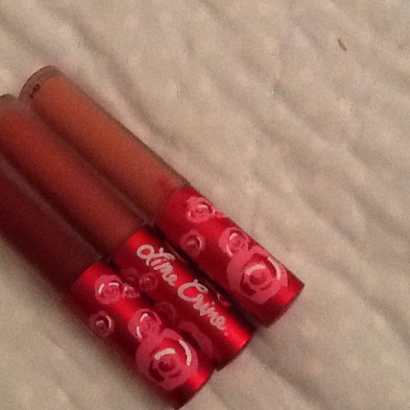 Lime crime lipstick set