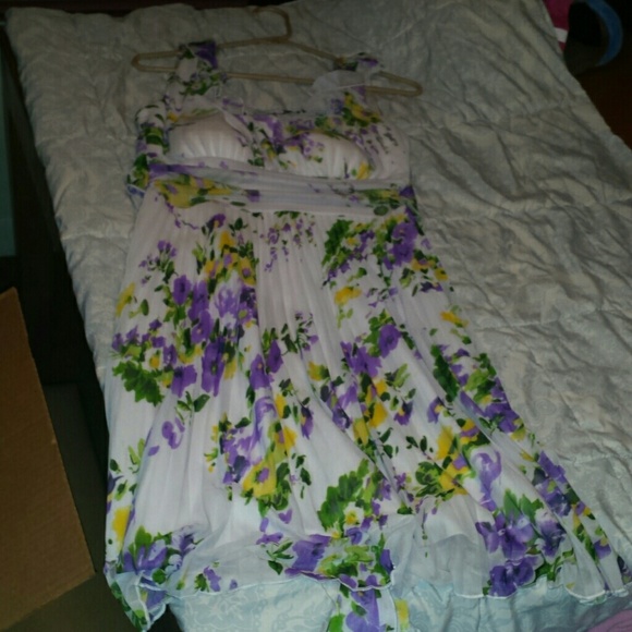 Very pretty dress floral print