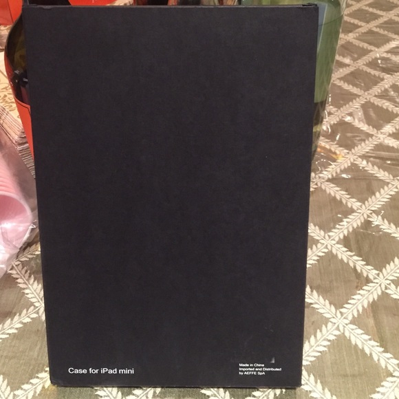 MOSCHINO PEACE IPAD MINI CASE. NEW! - Picture 4 of 4