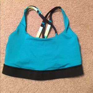 lululemon Energy bra-size 4