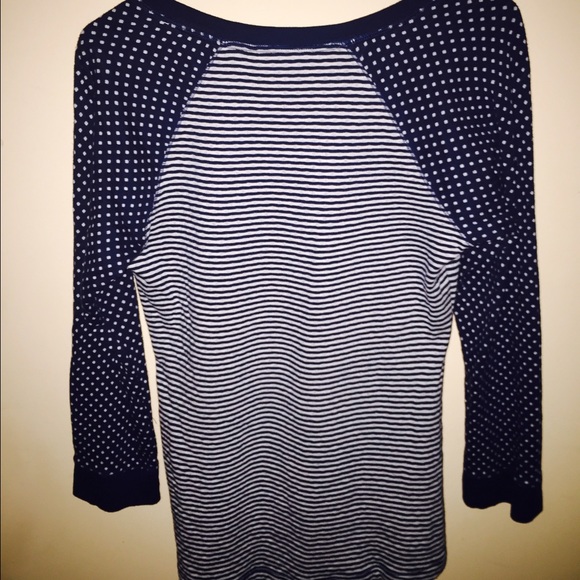 Top/sweater - Picture 2 of 3