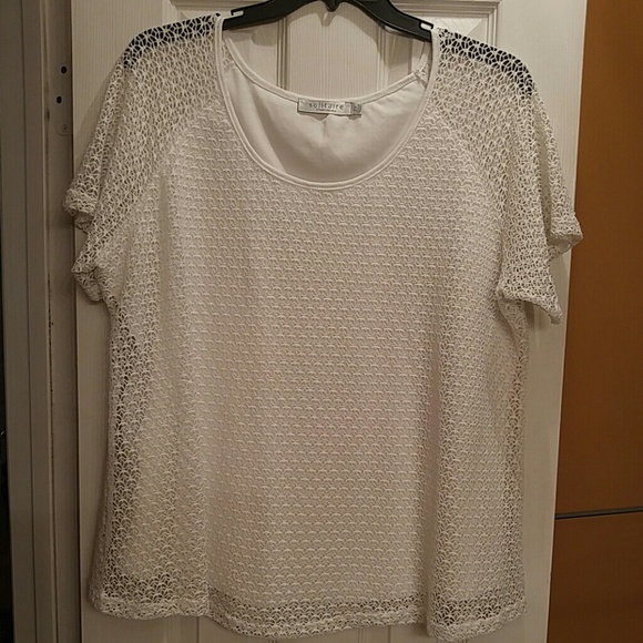Pretty white top!