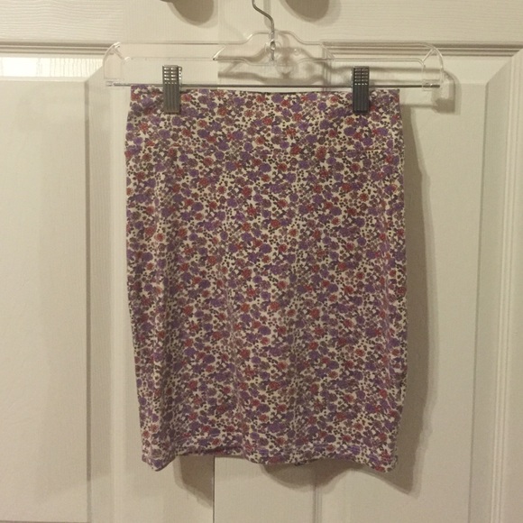 Aritzia size XS tight mini skirt