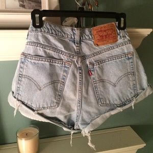 Levi High waisted cutoffs