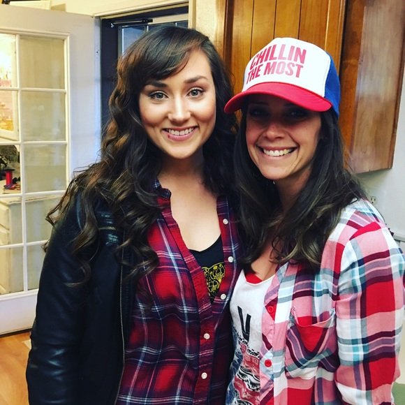 Meet your posher, Katie! - Picture 4 of 4