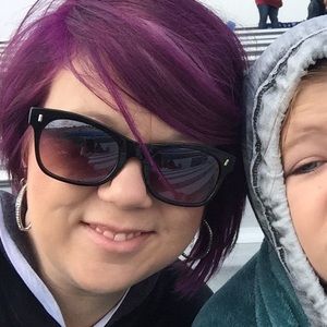 Meet your Posher, Sabra