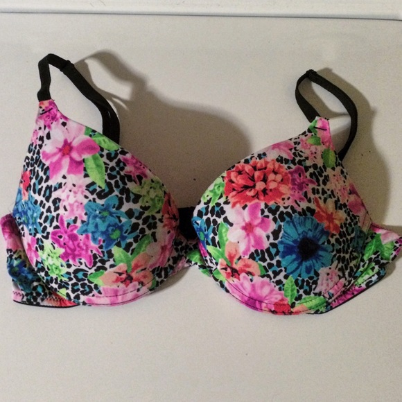 Victoria's Secret PINK bra size 34C