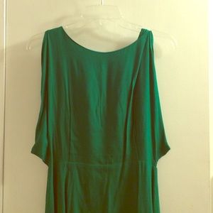 BB Dakota emerald size 4 exposed back