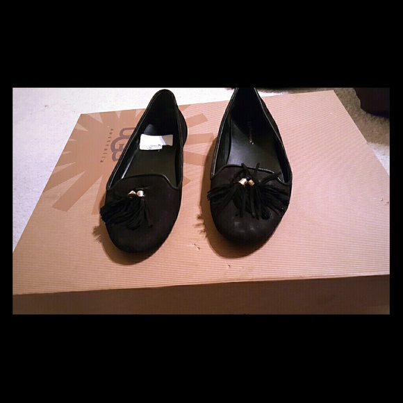 Bcbg flats