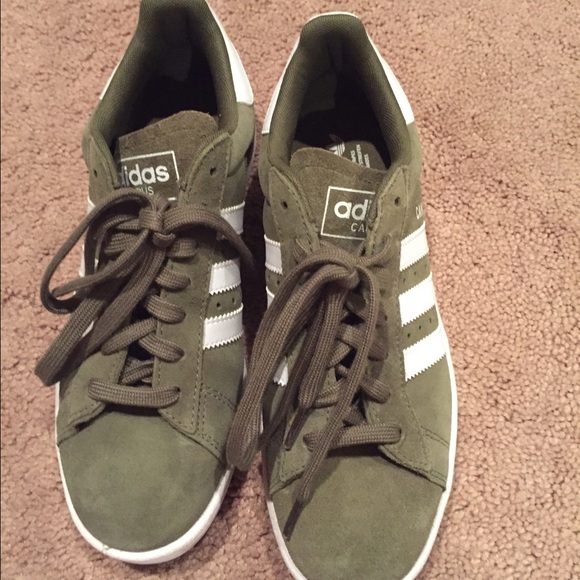 Adidas campus