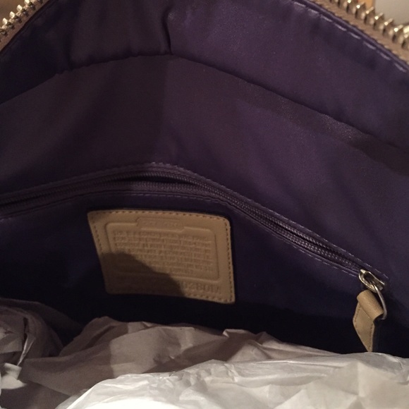 Coach purse - Picture 3 of 3