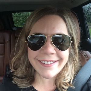 Meet your Posher, Lindsay