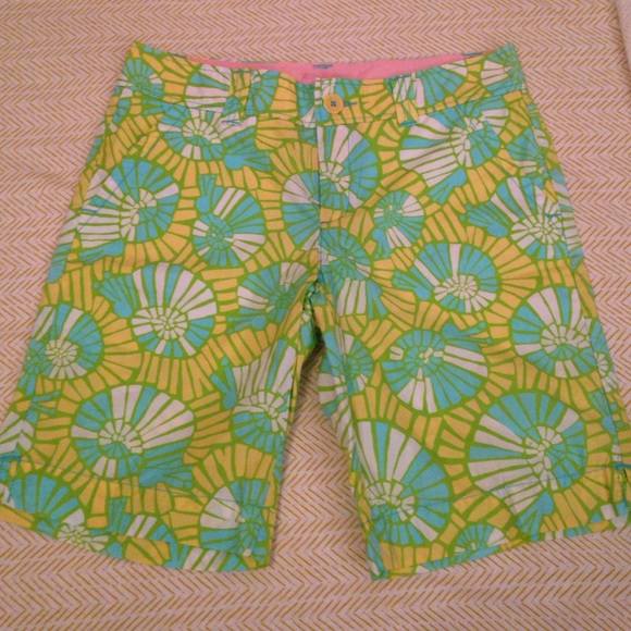 Lilly Pulitzer, shorts!