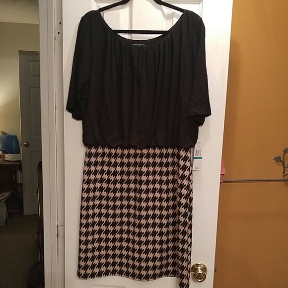 Nwt classy dress!