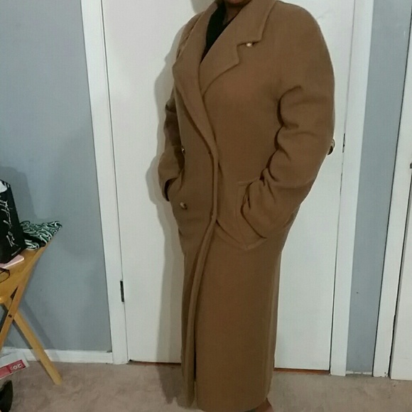 I'm selling a Donny Brook full length pea coat