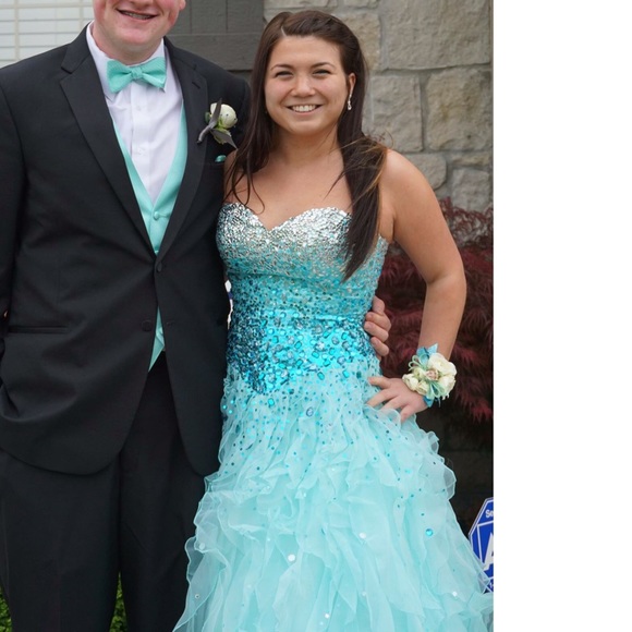 Mori Lee Prom Dress 6 corsett! - Picture 3 of 3