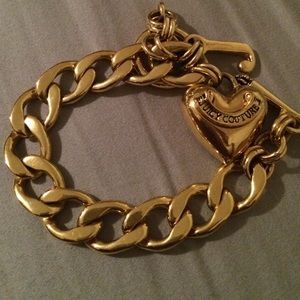 Charm bracelet