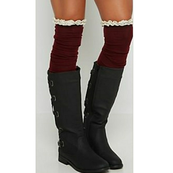 ๐BURGUNDY OVER THE KNEE SOCKS - Picture 3 of 5
