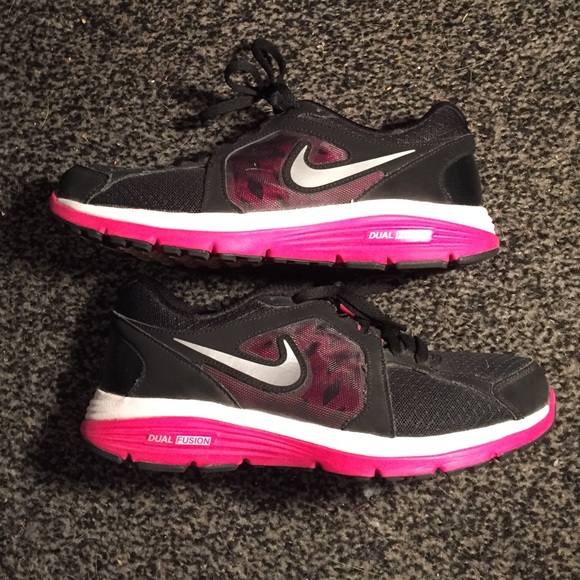 Nike Dual Fusion