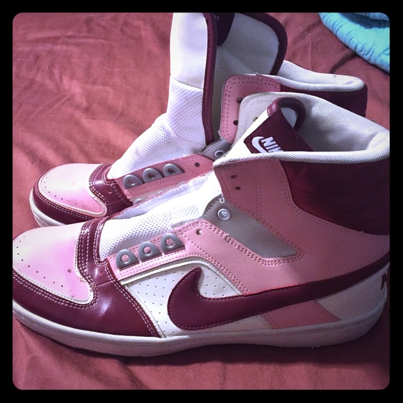 Nike pink and burgundy