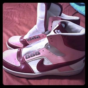 Nike pink and burgundy