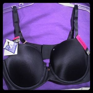 Spanx black underwire bra with mixed memory foam