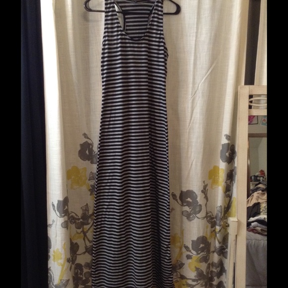 Black and white maxi