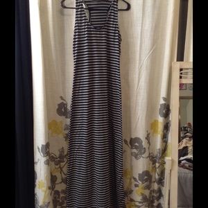 Black and white maxi