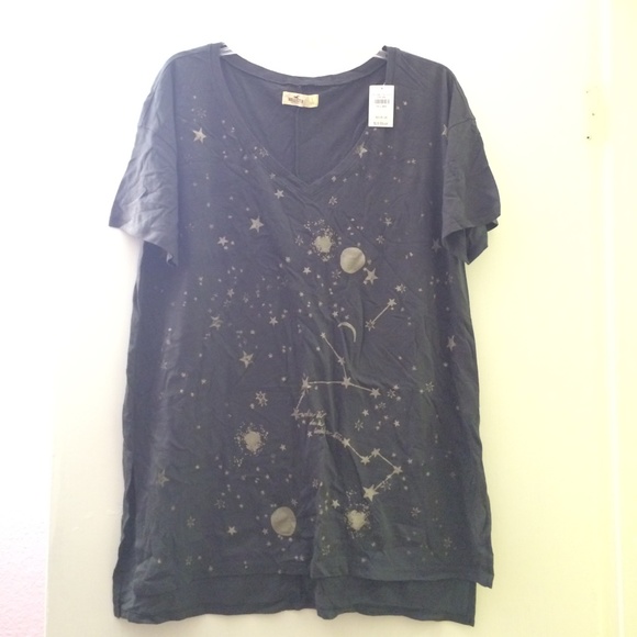 Hollister t-shirt