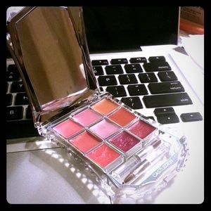 VOV Lip Gloss Palette (Korean Cosmetics Brand)