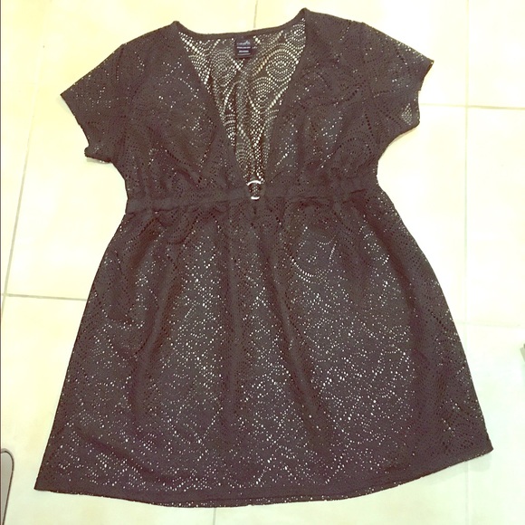 Absolutely gorgeous black bathing suit coverup