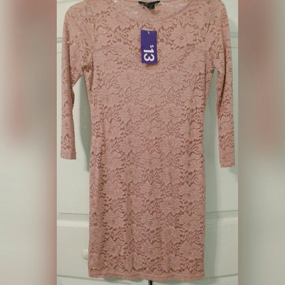 Pink bodycon dress