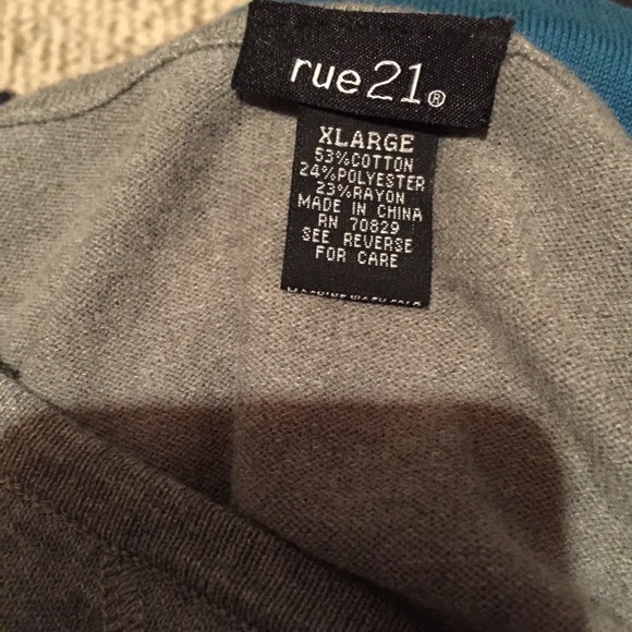 Sweater - Picture 2 of 2