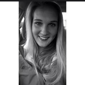 Meet your Posher, Abigail